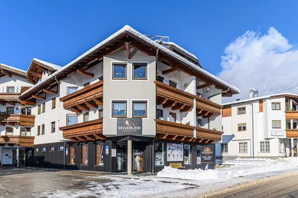 Skiverleih Hochzillertal - Sportshop Hollaus